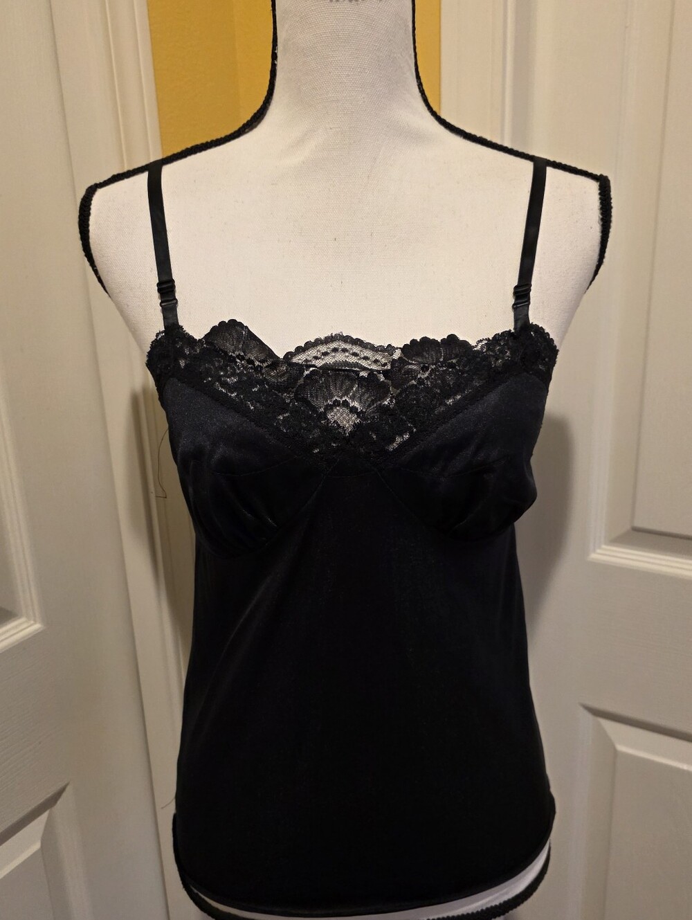 DEENA BLACK CAMI TOP, SIZE 32